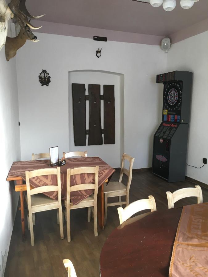 Restaurace U Kostela Hotel Marianske Radcice Екстериор снимка